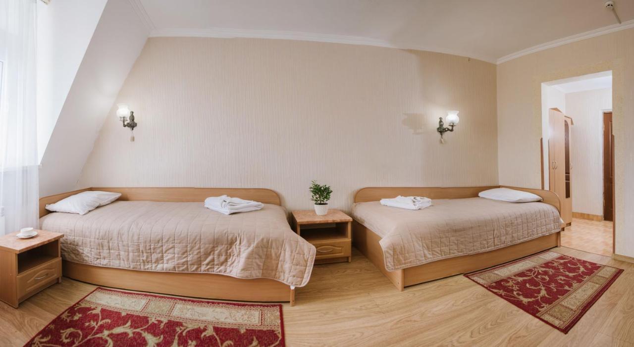 ARKADA Sanatorium Hotel Truskavec' Esterno foto